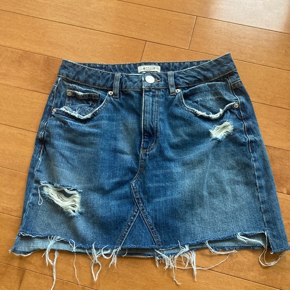 Denim mini skirt - Picture 1 of 3